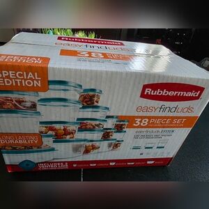 New in box Rubbermaid 38 Pieces  with Easy Find Lids Containers